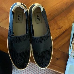 UGG.   slip in, knit top shoes.